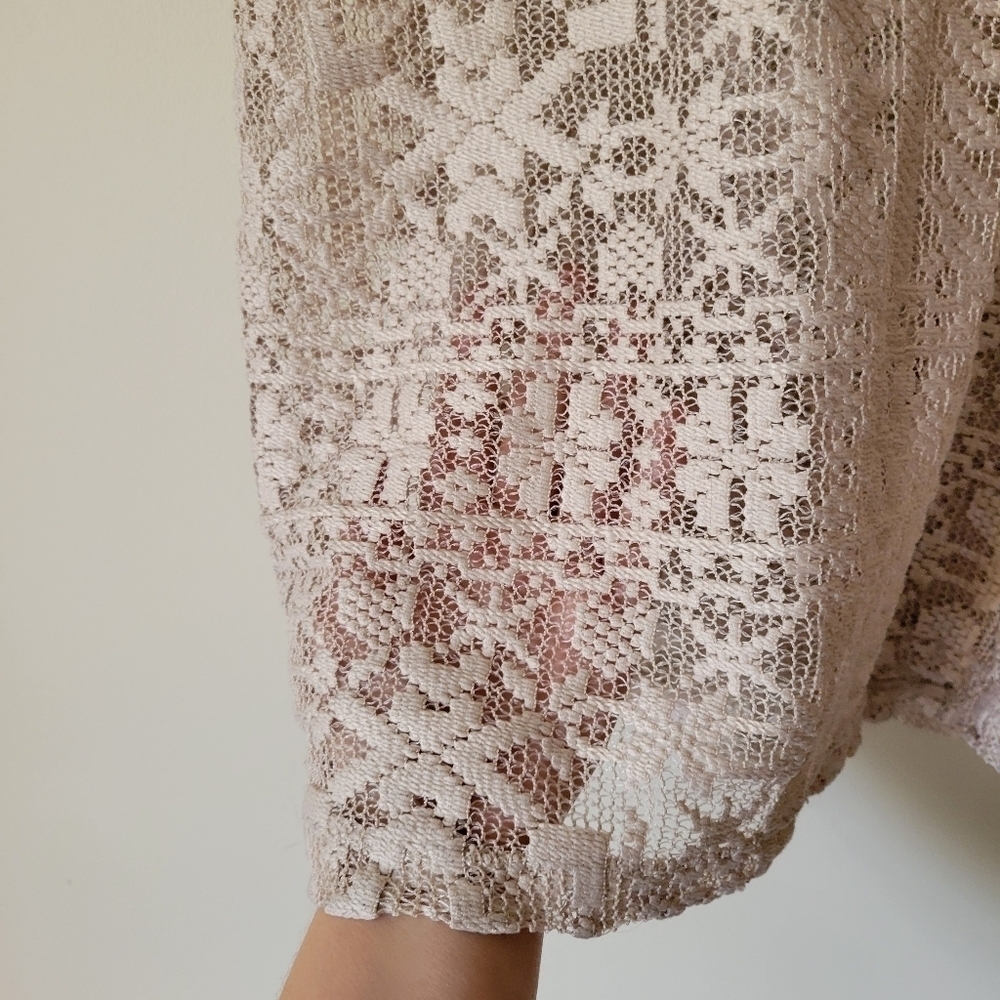 ASOS Oversized Lace Neutral Beige Boxy Fit T-Shirt Size S/M - Picture 8 of 9